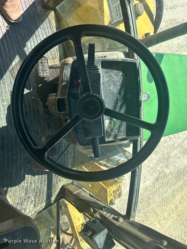 image for item DQ0903 1993 John Deere 6400  tractor