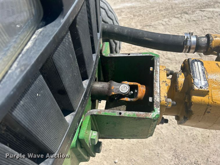 image for item DQ0903 1993 John Deere 6400  tractor