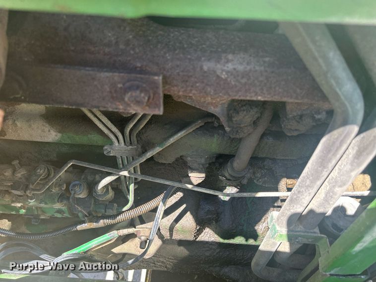 image for item DQ0903 1993 John Deere 6400  tractor