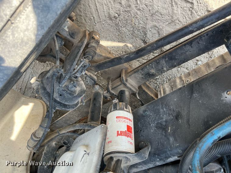 image for item DQ2137 2006 Freightliner Business Class M2  dump truck