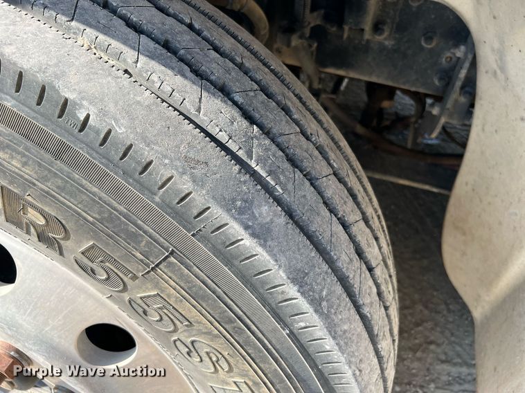 image for item DQ2137 2006 Freightliner Business Class M2  dump truck