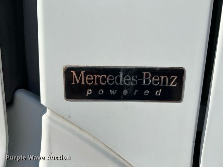 image for item DQ2137 2006 Freightliner Business Class M2  dump truck