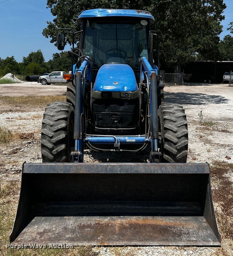 image for item DQ2138 2012 New Holland TD5050  MFWD tractor