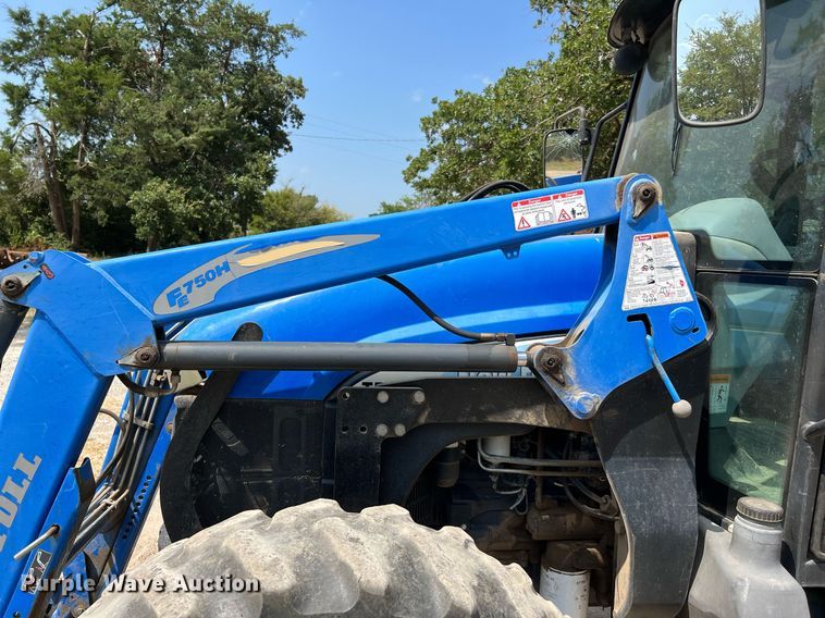 image for item DQ2138 2012 New Holland TD5050  MFWD tractor