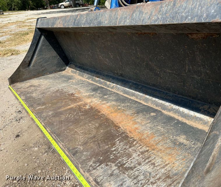 image for item DQ2138 2012 New Holland TD5050  MFWD tractor