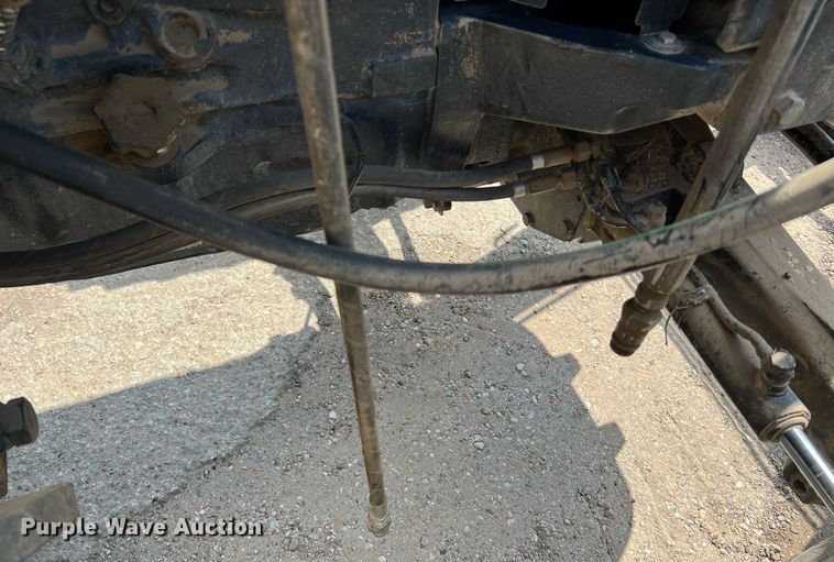 image for item DQ2138 2012 New Holland TD5050  MFWD tractor