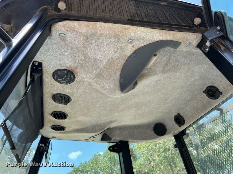 image for item DQ2138 2012 New Holland TD5050  MFWD tractor