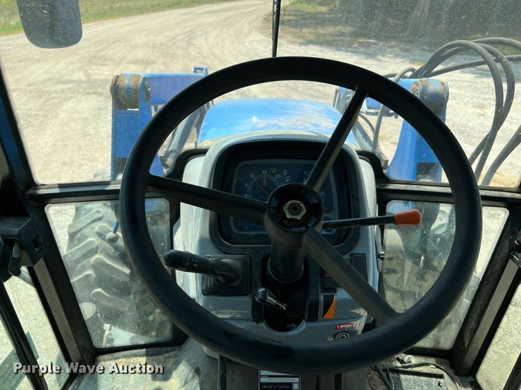 image for item DQ2138 2012 New Holland TD5050  MFWD tractor