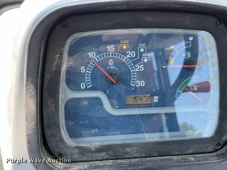 image for item DQ2138 2012 New Holland TD5050  MFWD tractor