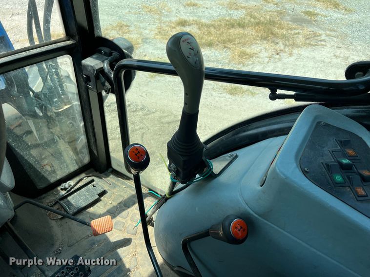 image for item DQ2138 2012 New Holland TD5050  MFWD tractor