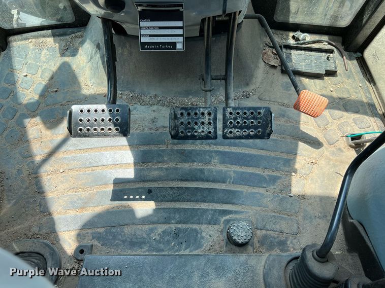 image for item DQ2138 2012 New Holland TD5050  MFWD tractor