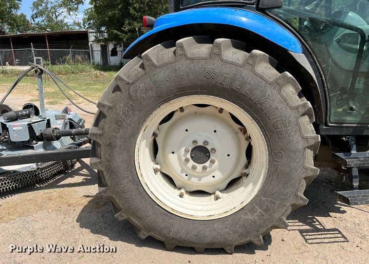 image for item DQ2138 2012 New Holland TD5050  MFWD tractor