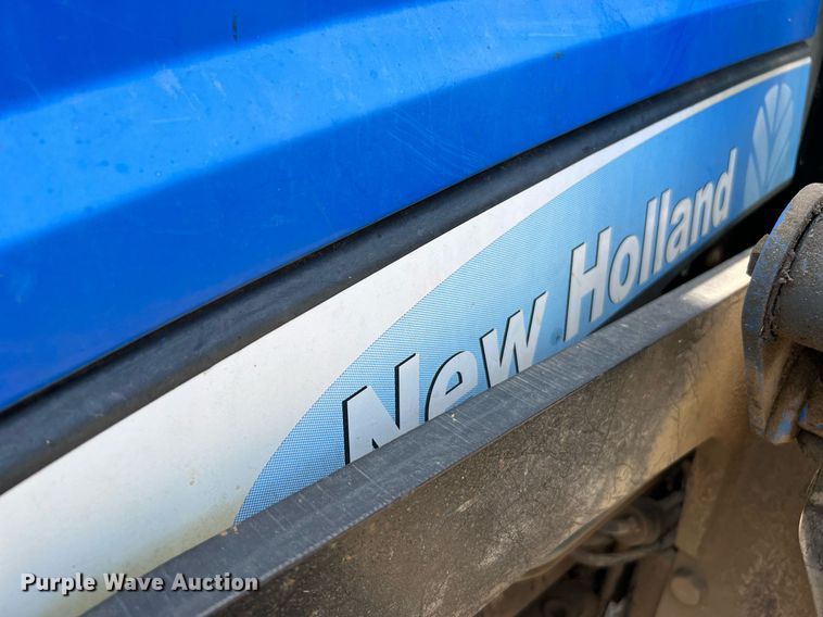 image for item DQ2138 2012 New Holland TD5050  MFWD tractor