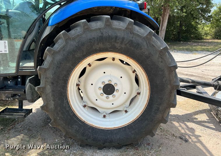 image for item DQ2138 2012 New Holland TD5050  MFWD tractor