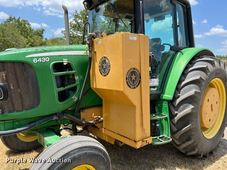 image for item DQ2139 2009 John Deere 6430  tractor