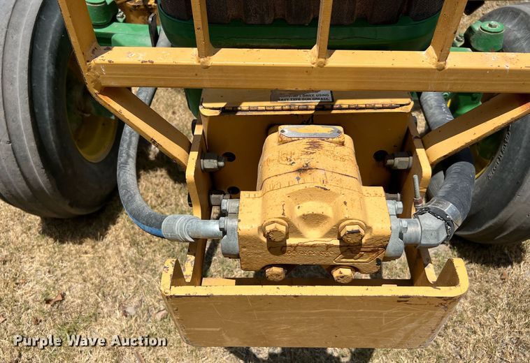 image for item DQ2139 2009 John Deere 6430  tractor