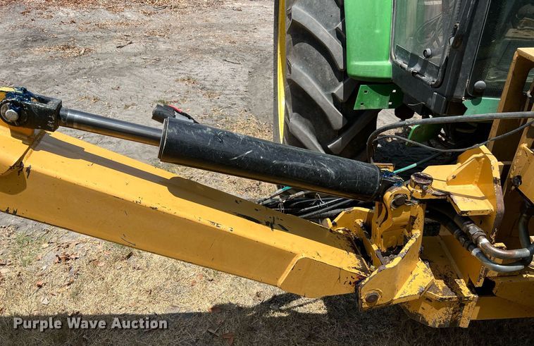 image for item DQ2139 2009 John Deere 6430  tractor