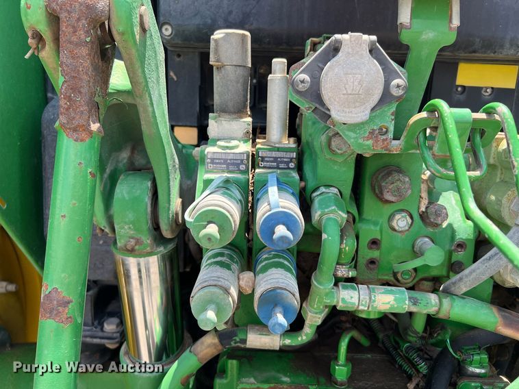 image for item DQ2139 2009 John Deere 6430  tractor