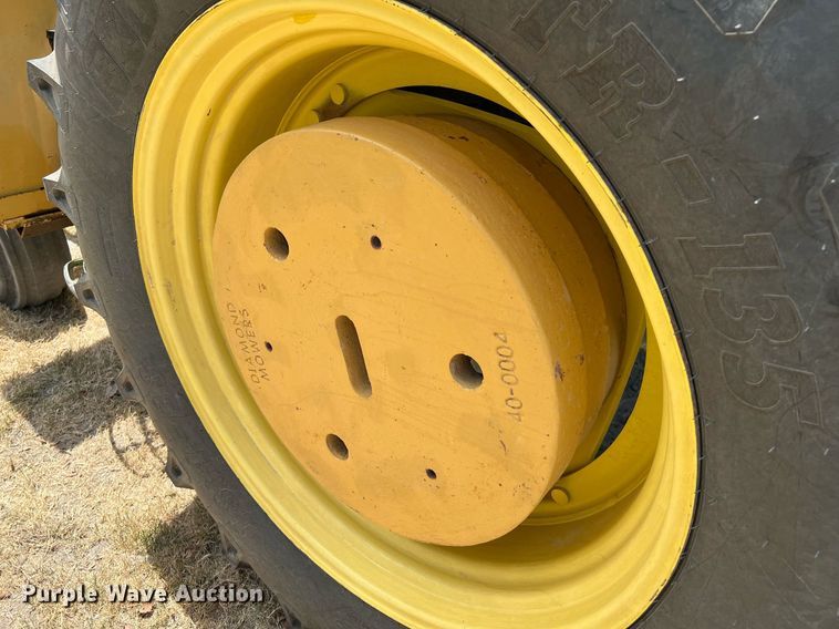 image for item DQ2139 2009 John Deere 6430  tractor