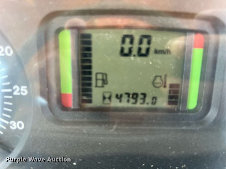 image for item DQ2139 2009 John Deere 6430  tractor