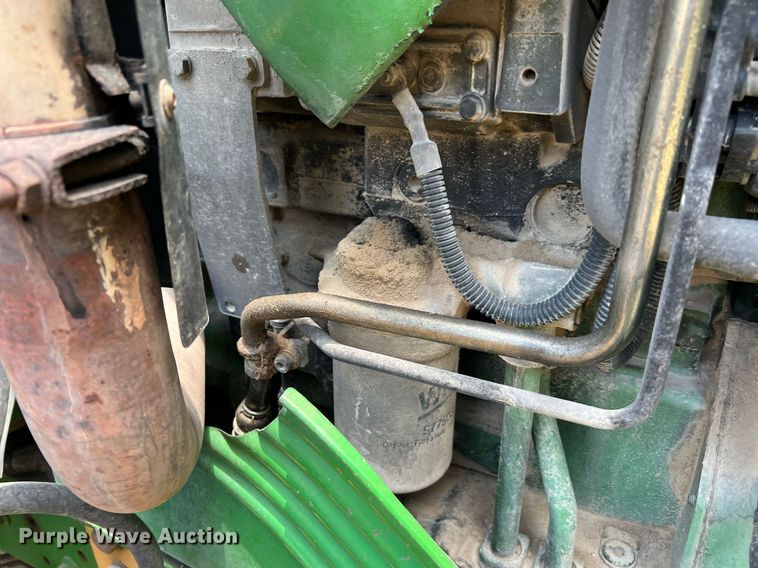 image for item DQ2139 2009 John Deere 6430  tractor