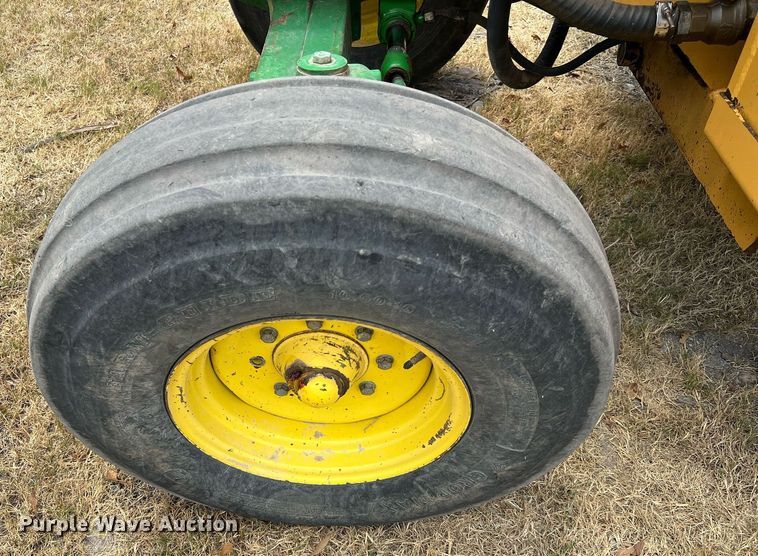 image for item DQ2139 2009 John Deere 6430  tractor