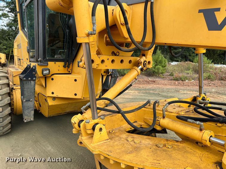 image for item DQ2147 2008 Volvo G930  motor grader