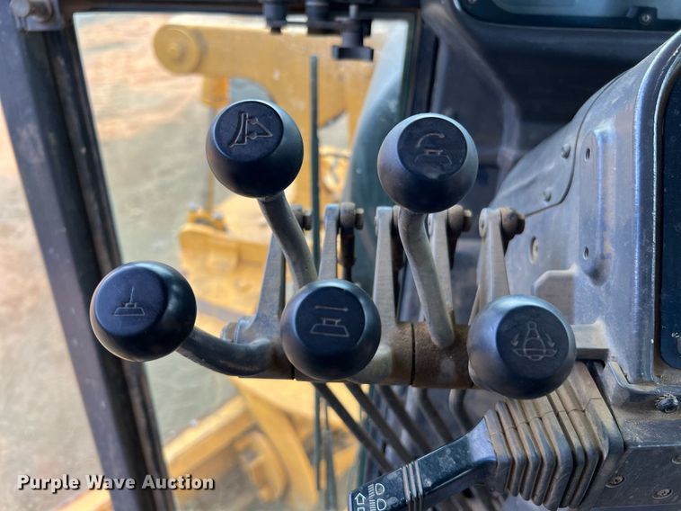 image for item DQ2147 2008 Volvo G930  motor grader