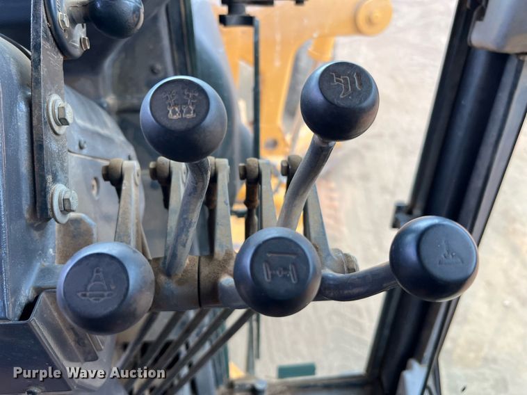 image for item DQ2147 2008 Volvo G930  motor grader