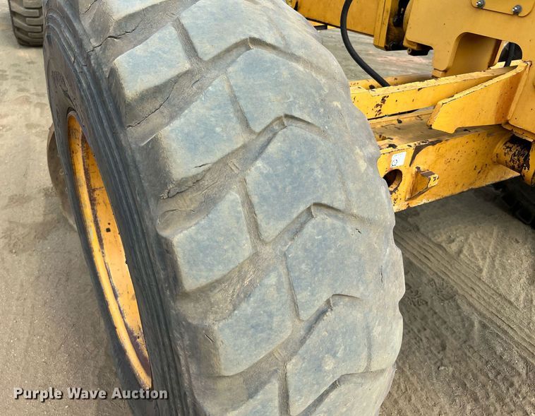 image for item DQ2147 2008 Volvo G930  motor grader