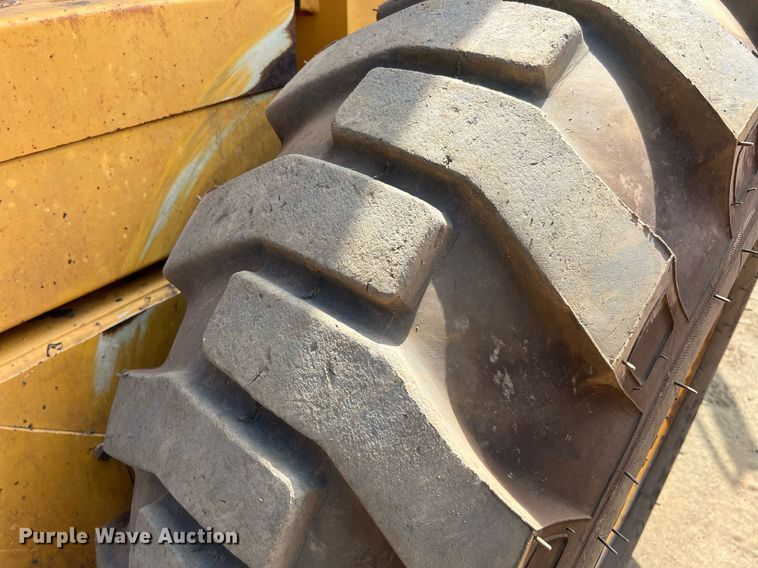 image for item DQ2147 2008 Volvo G930  motor grader