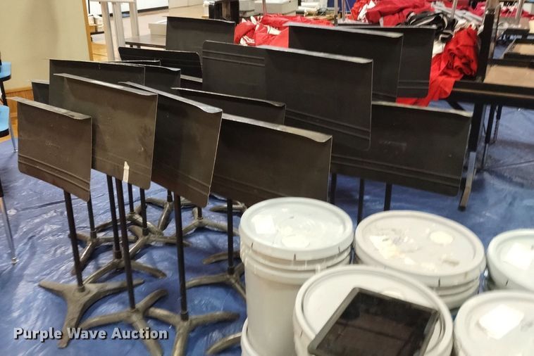 image for item EO9902 (15) Manhasset music stands