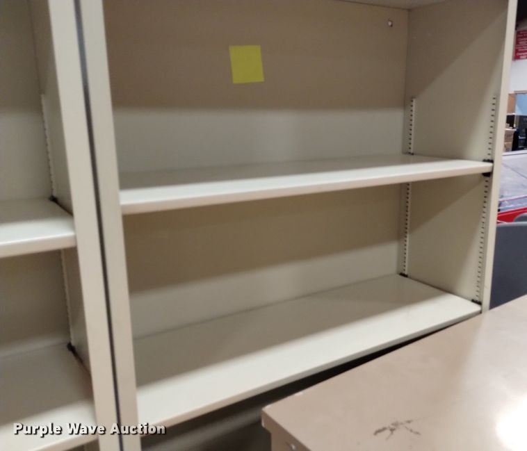 image for item EO9903 (3) metal shelves