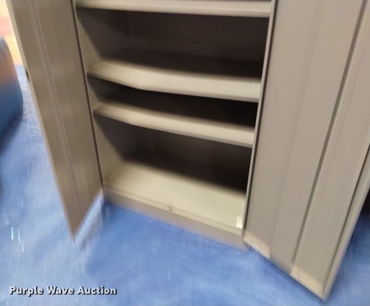 image for item EO9905 (5) metal cabinets