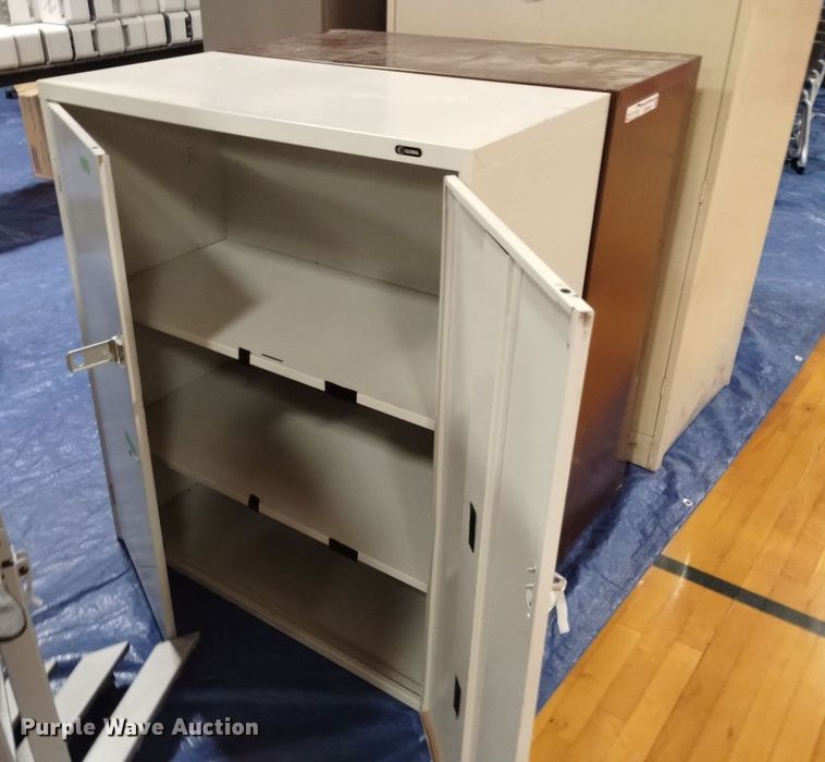 image for item EO9905 (5) metal cabinets