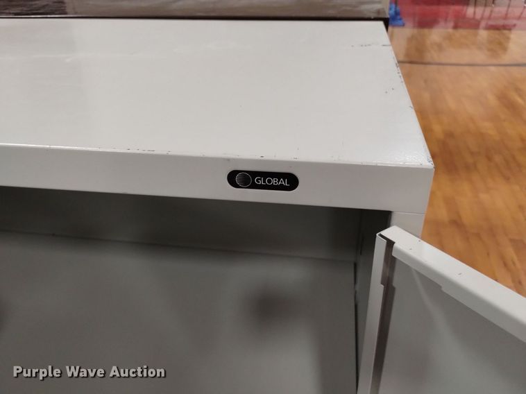 image for item EO9905 (5) metal cabinets