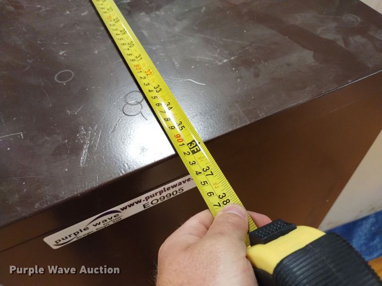 image for item EO9905 (5) metal cabinets