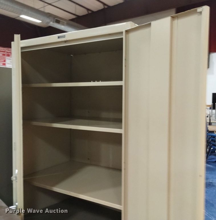 image for item EO9905 (5) metal cabinets