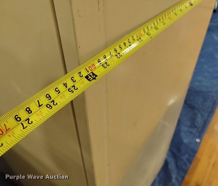 image for item EO9905 (5) metal cabinets