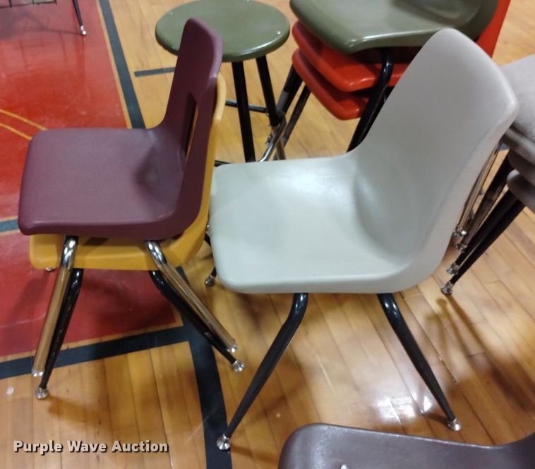 image for item EO9908 (11) chairs