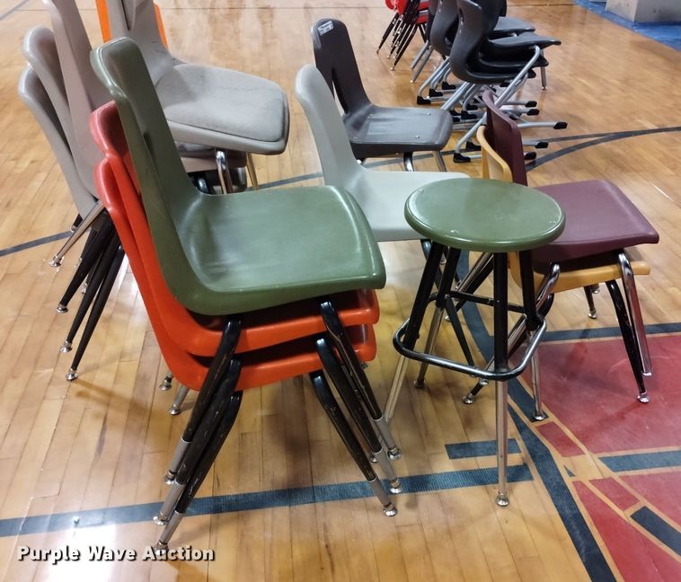 image for item EO9908 (11) chairs