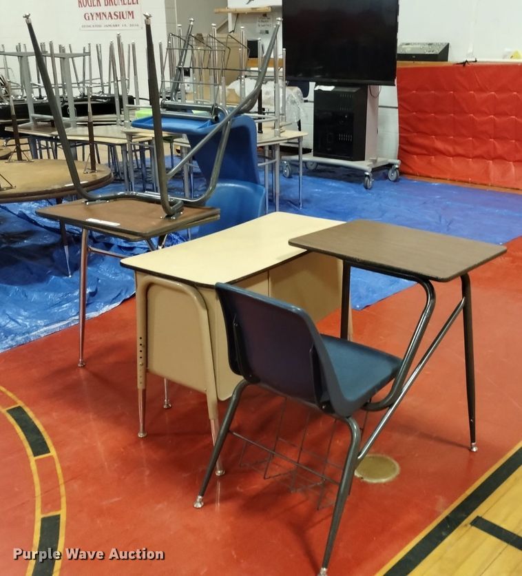 image for item EO9911 (32) desks