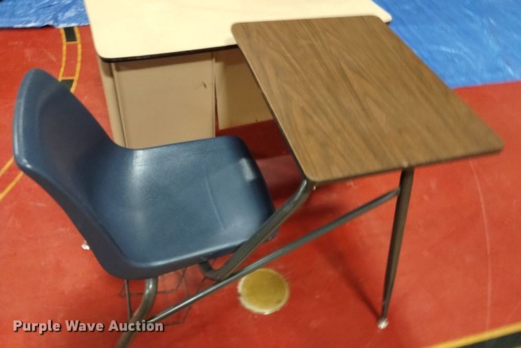 image for item EO9911 (32) desks