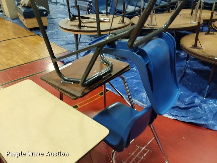 image for item EO9911 (32) desks