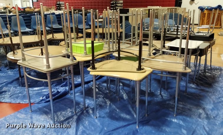 image for item EO9911 (32) desks