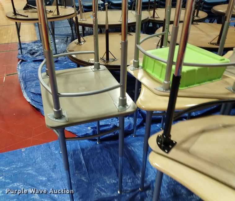 image for item EO9911 (32) desks