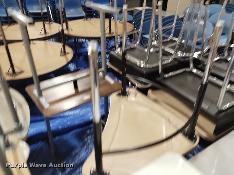 image for item EO9911 (32) desks