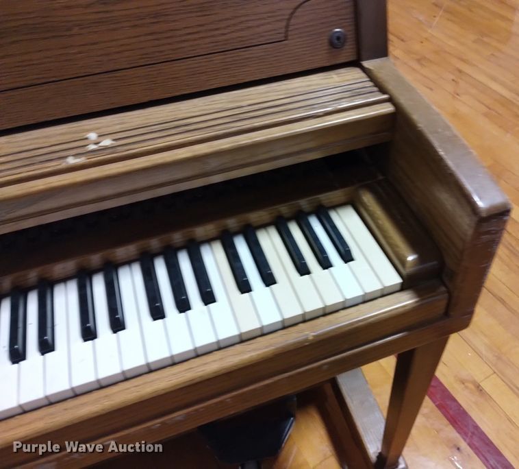 image for item EO9912 (2) upright pianos