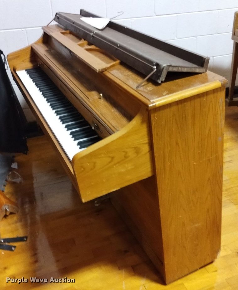 image for item EO9912 (2) upright pianos