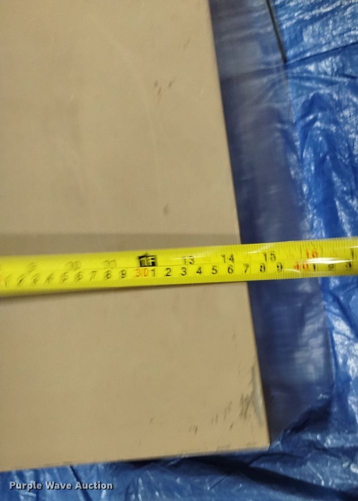 image for item EO9913 (31) file cabinets